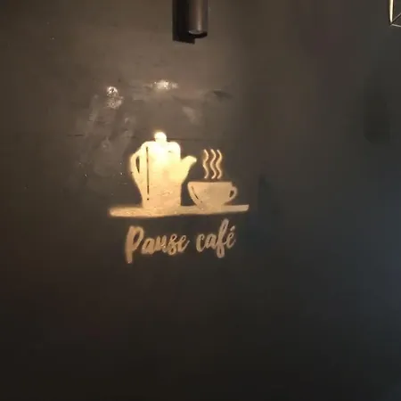 La Vie Hors Chateau Apartament Liège