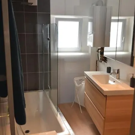 La Vie Hors Chateau Liège