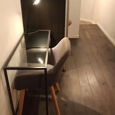 La Vie Hors Chateau Apartament *