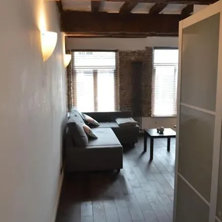 La Vie Hors Chateau Liege